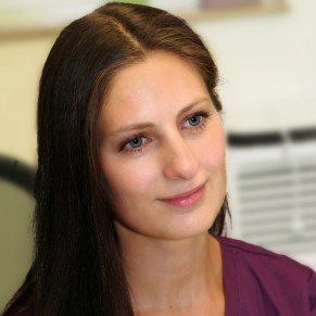 Carmen Hecht